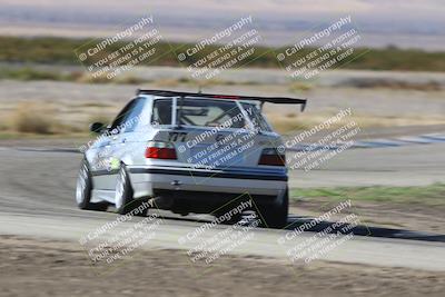 media/Oct-26-2025-CalClub SCCA (Sun) [[8ce1e69566]]/Group 2/Grapevine/